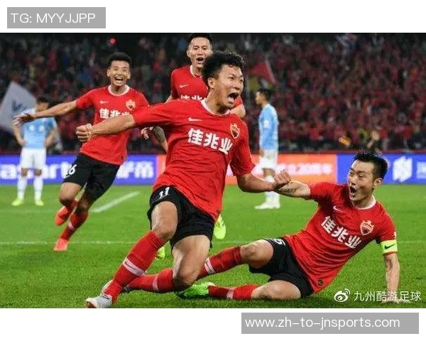 中超第18轮激战重庆斯威迎战广州恒大争夺积分荣耀